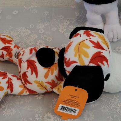 Lot 374: Snoopy Plushies 