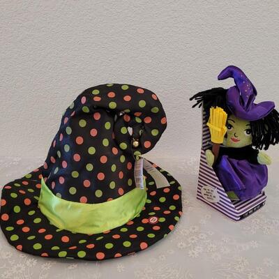 Lot 385: Say and Speak Witch and Animated Witches Hat