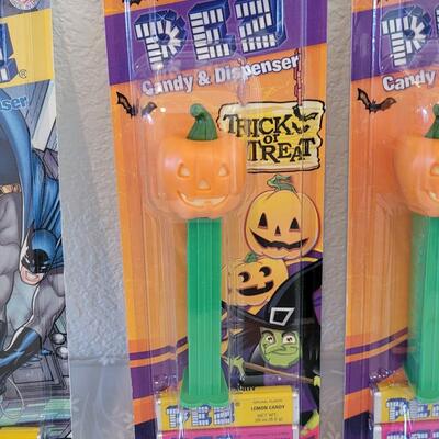 Lot 387: Collector's Vintage Pez 