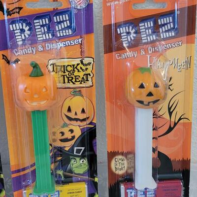 Lot 387: Collector's Vintage Pez 