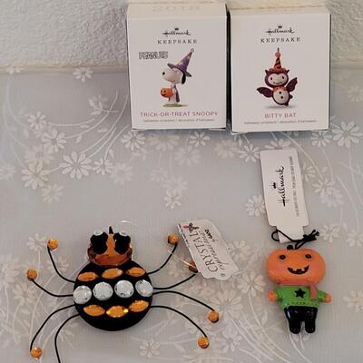 Lot 397: Halloween Ornaments 
