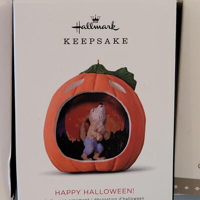 Lot 399: Halloween Ornaments 