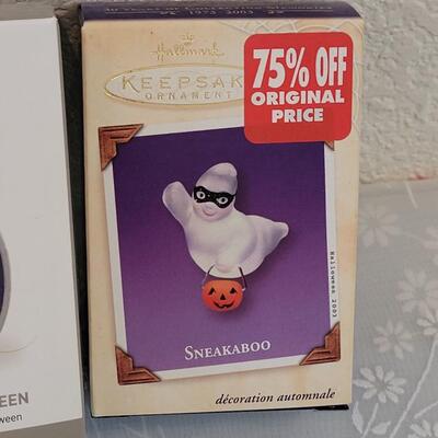 Lot 399: Halloween Ornaments 