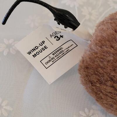 Lot 400: Wind Up Mouse Toys