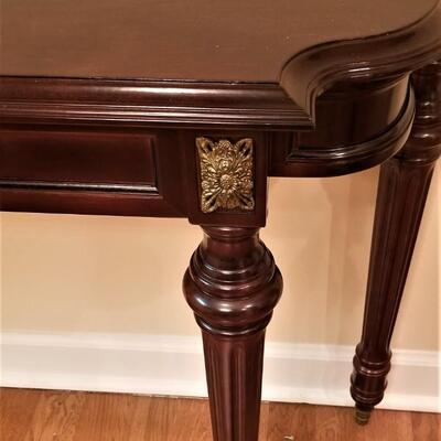 Lot #61  Very Nice Mahogany finish Sofa Table
