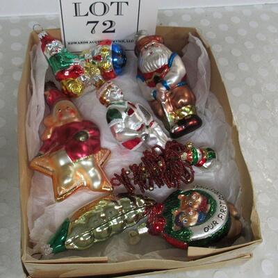 Lot of vintage 1980-90s Christmas Ornaments, Santas, Roly Poly Clown, Child on a Star, Peas In Pod, More, 