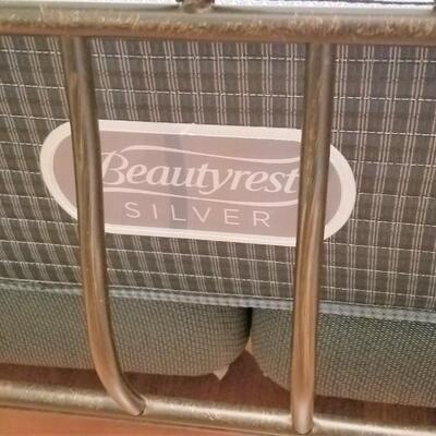 Lot #87  Very Nice King Bed Set with Luxury Mattress