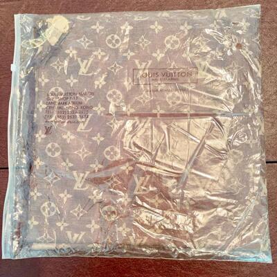 Lot 18  Louis Vuitton Monogram Shawl Scarf NEW IN PKG! Original Store Receipt
