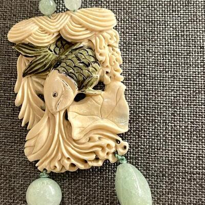 Lot 19   Asian Style Statement Necklace Carved Bone & Jade