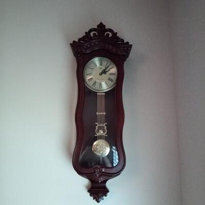 Wall Hangning Clock