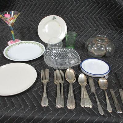 Lot 120 - Silverware Plymouth Silver Plate & Kitchenware