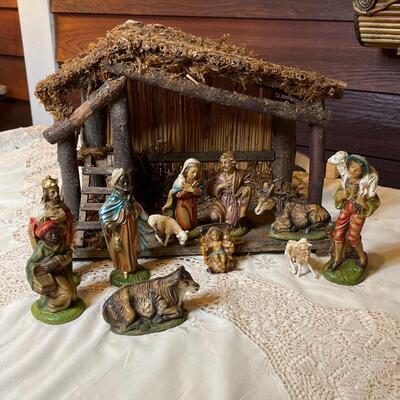 Sears Vintage Nativity Set - 11 Figurines