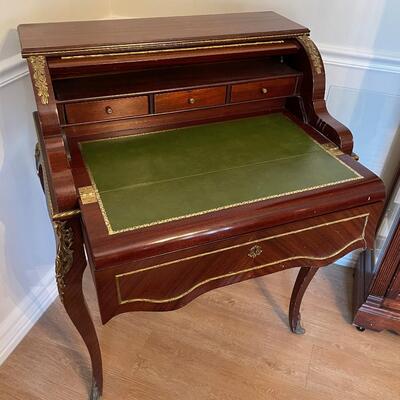 #107 French ProvenÃ§al Writing Desk - Fabulous Piece. 