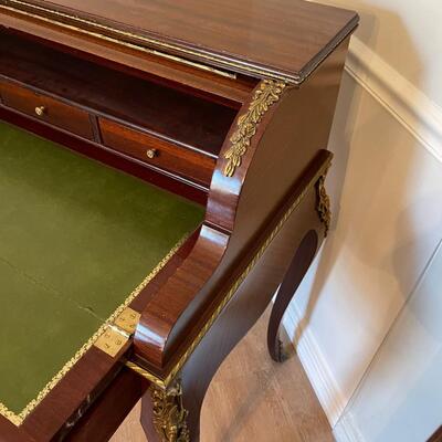 #107 French ProvenÃ§al Writing Desk - Fabulous Piece. 