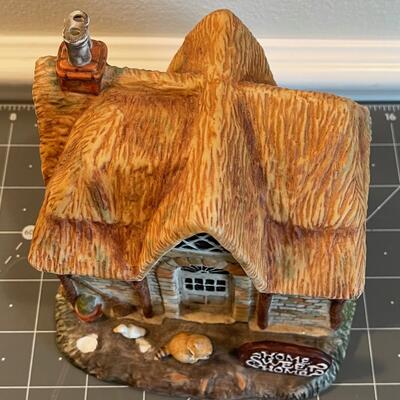 #151 Home Sweet Home Ceramic Music Box House