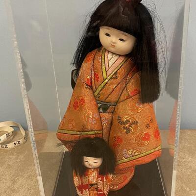 #194B Asian Doll in Traditional Dress with Plexi Glass Cover 