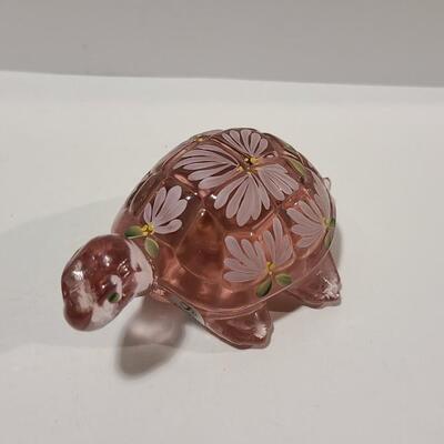 Fenton Glass Turtle -Item# 571