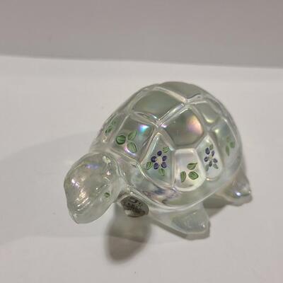 Fenton Glass Turtle -Item# 572