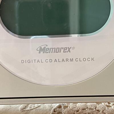 MEMOREX Digital CD Alarm Clock