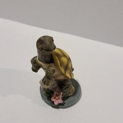 Turtle Figurine -Item# 586
