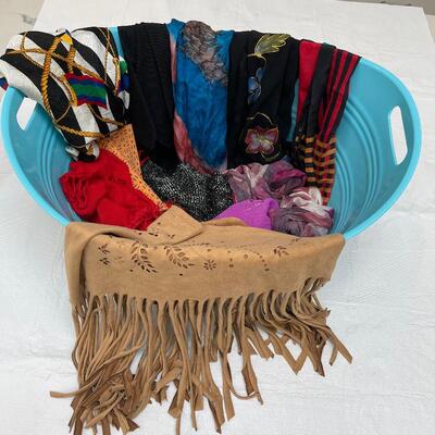 Lot 266 - Large Collection of Scarves