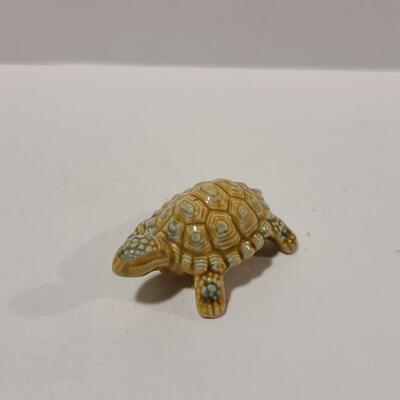 Turtle Figurine -Item# 621