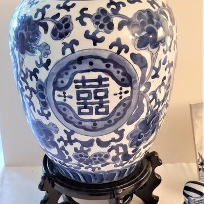 Lot #119  Blue/White Lot of Decorative Items