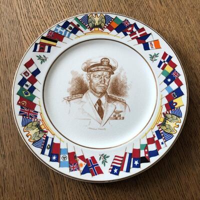 Lot 12 - Allied Nations Commemorative Plate Admiral Nimitz