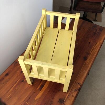 Lot 21 - Antique Yellow Doll Bed