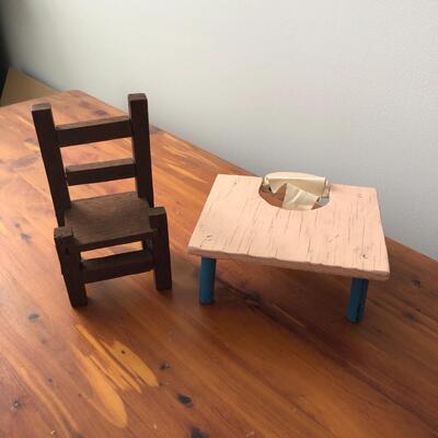 Lot 30 - Homemade Doll Furniture