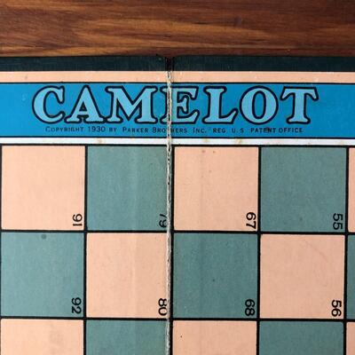 Lot 50 - 1930's Camelot Board Game