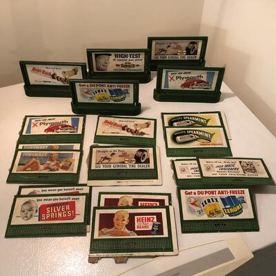 Lot 71 - Lionel Post-War Billboards and Stands