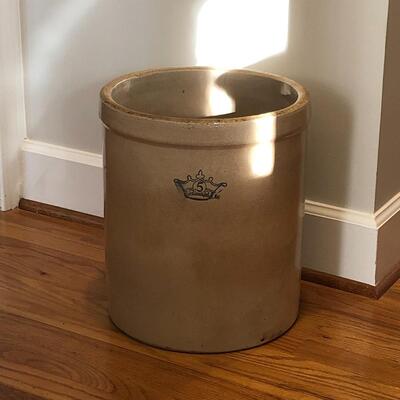Lot 115 - 5 Gallon Crock LOCAL PICK UP ONLY