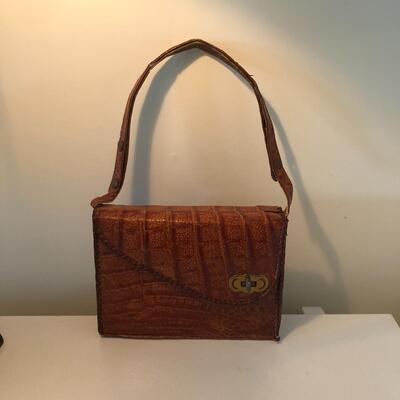 Lot 129 - 1950s Era Alligator Purse