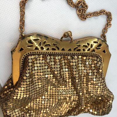 Lot 130 - Whiting and Davis Mesh Wristlet Purse