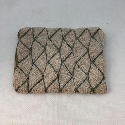 Lot 133 - Beaded Coin Purse