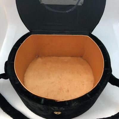 Lot 137 - Black Velvet Circular Purse
