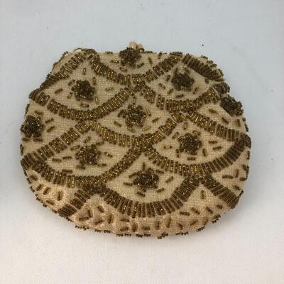 Lot 138 - Handmade in Hong Kong Beaded Purse