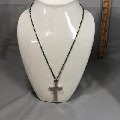 Lot 172 - Silver Colored Chain and Cross Pendant