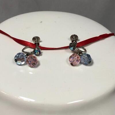 Lot 184 - Blue and Pink Choker and Earrings Set