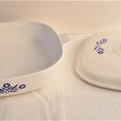 Lot #123  Corning Ware "Cornflower Blue" Covered Casserole with Lid