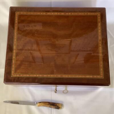 C1068 Varnished Humidor with Lock and Key and Hoffritz Letter Opener