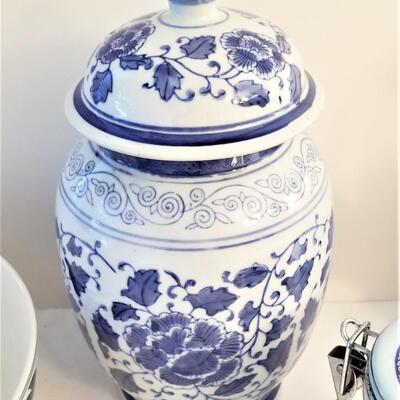 Lot #139  Blue/White Decorator Lot - 4 pieces