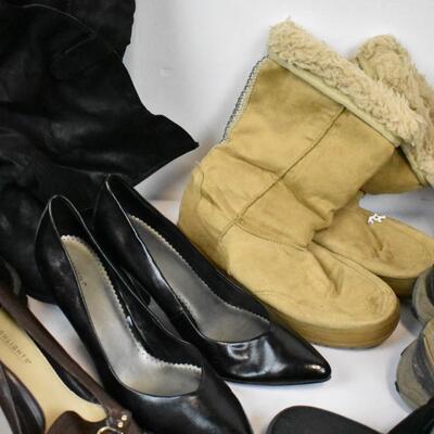 Lot of Shoes, Sizes 9-11: Boots, Heels, Slippers, etc