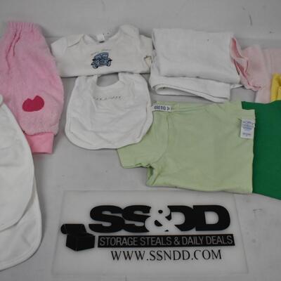 10 pc Baby & Kids Apparel: 3 bibs, 1 pants, 5 shirts, 1 blanket