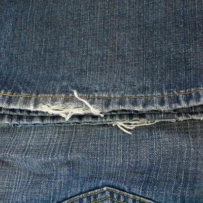 4 pairs Men's Jeans, Levi Strauss 569 32x32, all with wear & tear