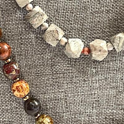 Lot 33  Stone Necklaces of Agate & Jasper Lace Agate Pendant