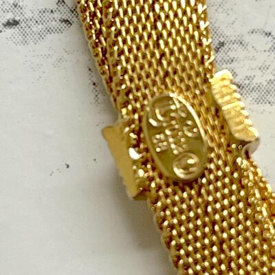 Lot 35  Vintage Crosse Germany Mesh Necklace & Gold Tone Ribbon Bow Brooch Signed