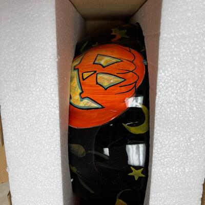 #243B Candy Bowls Pumpkins - Like New 