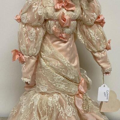 #251B Franklin Mint Collectible Doll 